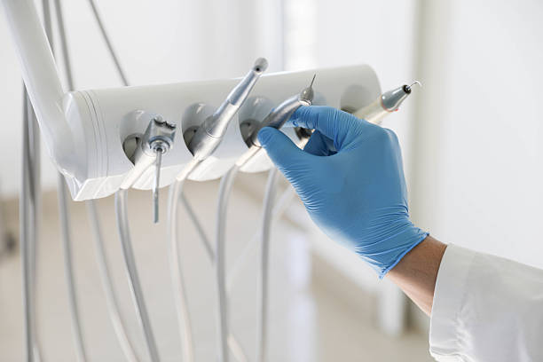 Professional Emergency Dentist technician working in Newcomerstown, OH